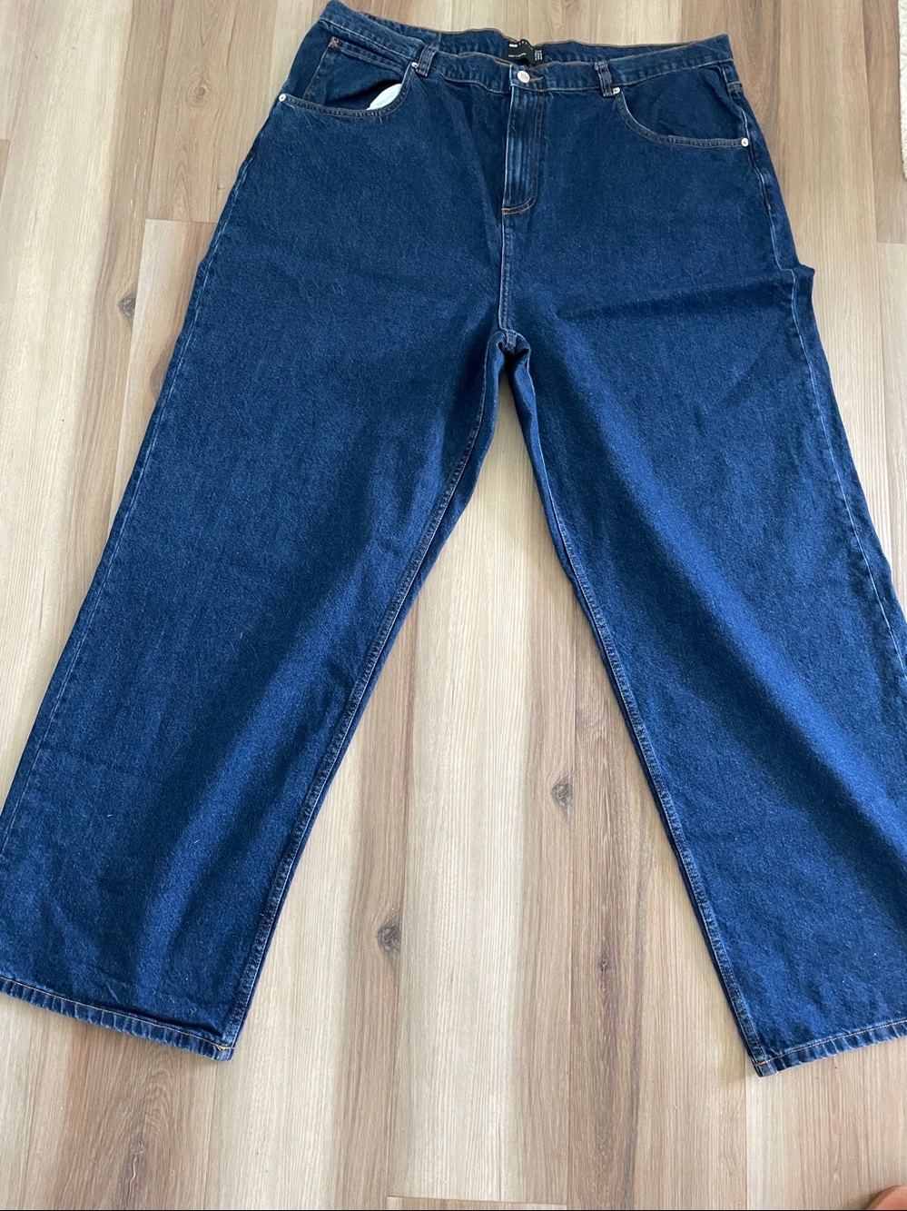 ASOS  Design Wide Leg  Curve Blue Denim Baggy Jeans in size 18/32 - Picture 2 of 6